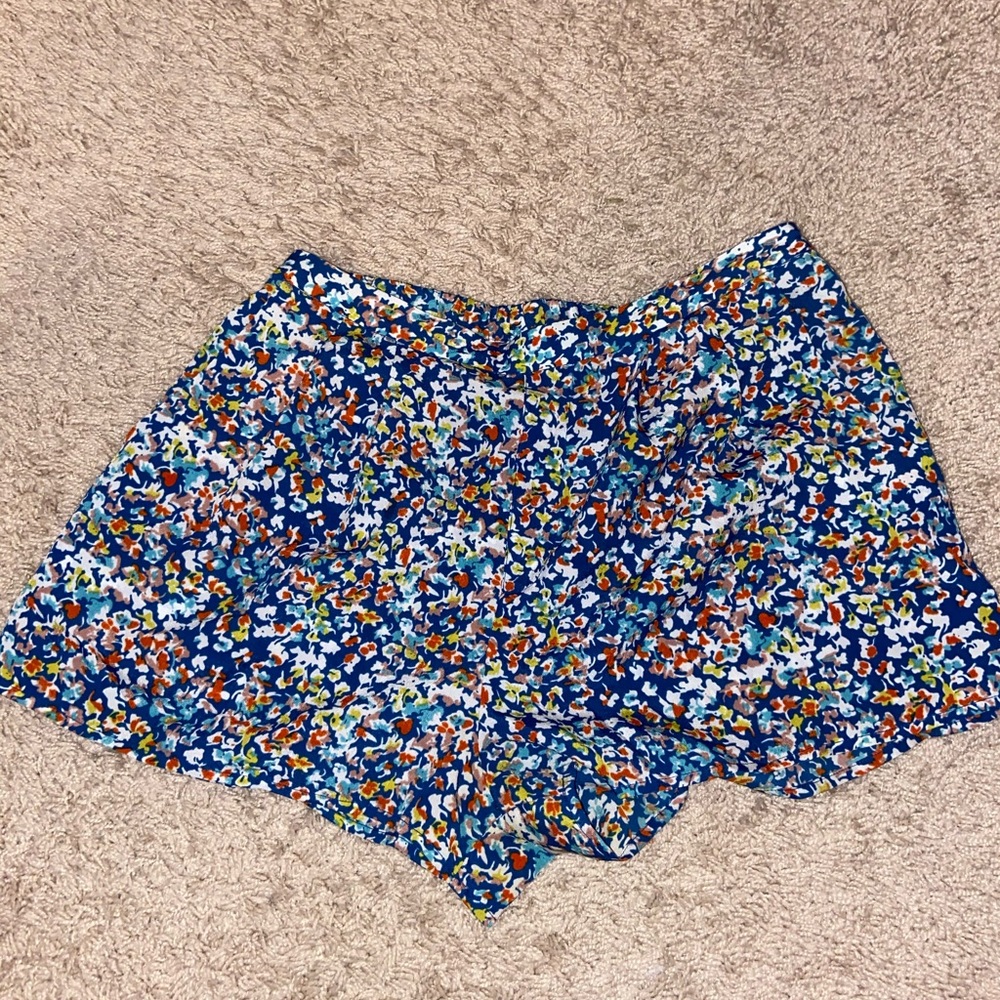 Aqua flower print shorts